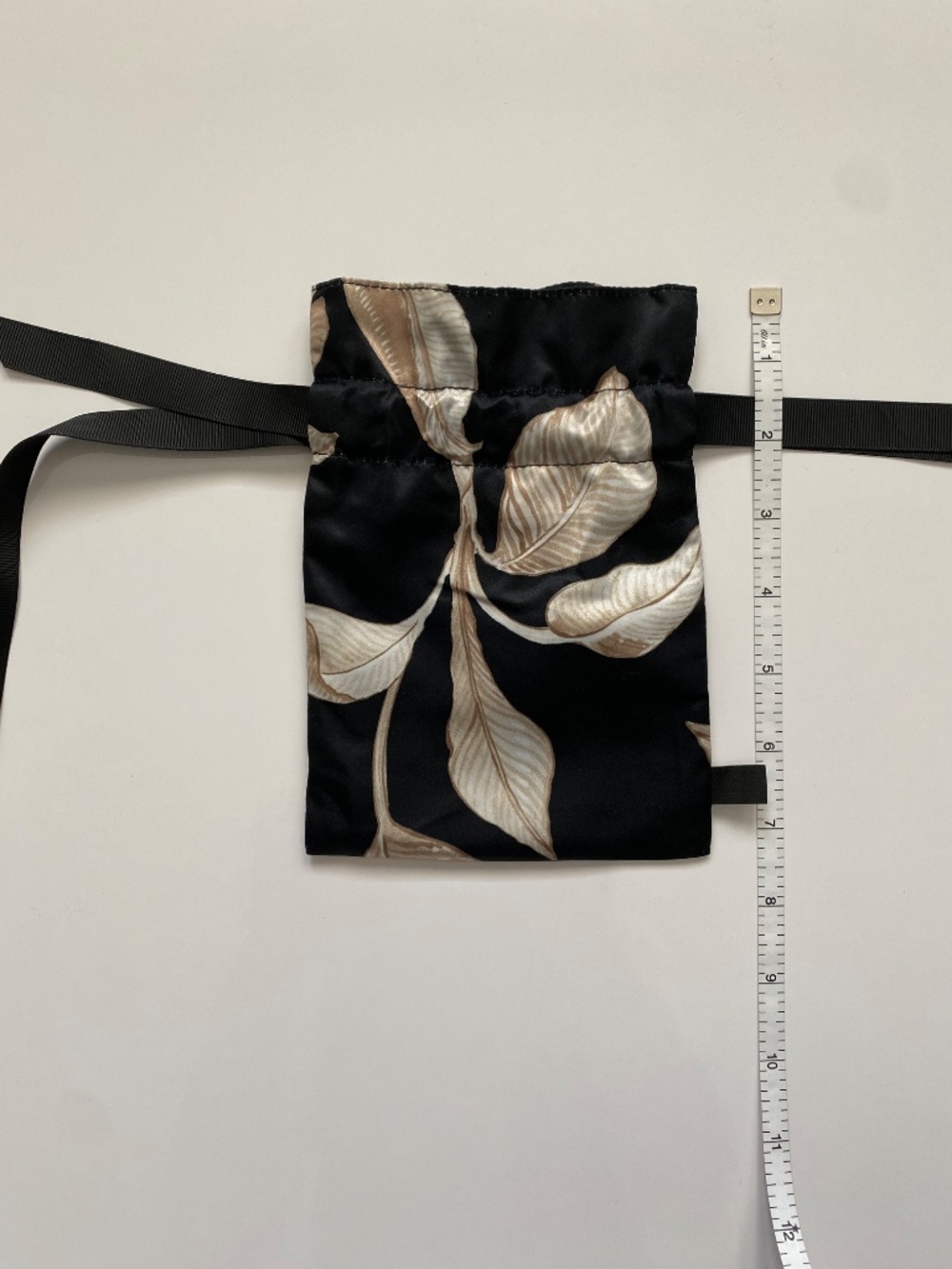 Silk Eye Mask - Picture 3 of 7